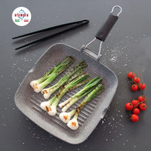 Carica l'immagine nel visualizzatore di Gallery, BISTECCHIERA ROCKER CM.28x28 - Olympia Italian Premium Cookware